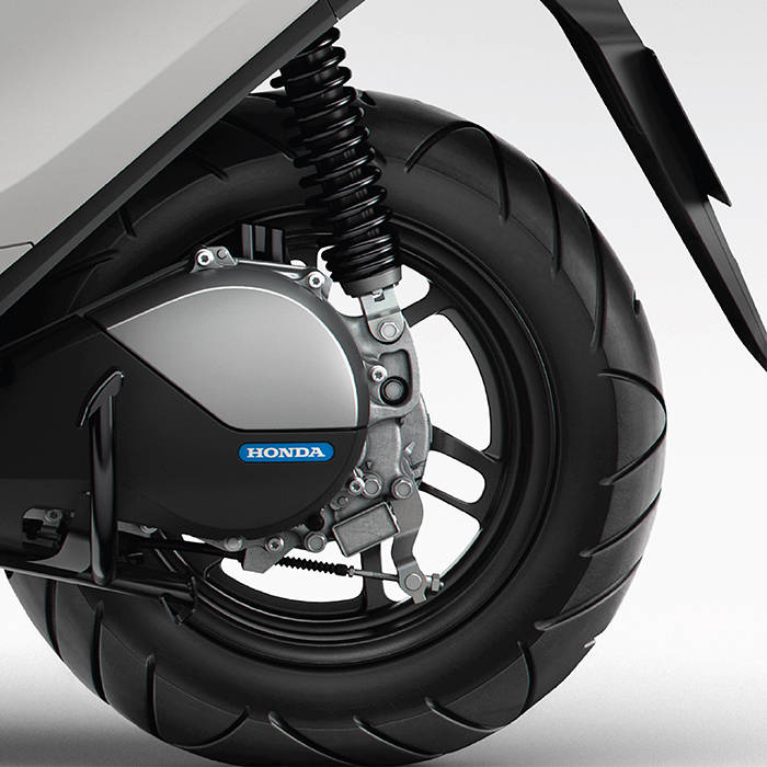 6 kW - Direct Drive Motor pada CUV e:
