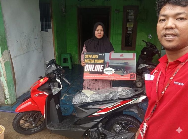 Pelanggan Honda Borobudur beli motor online, diantar ke rumah