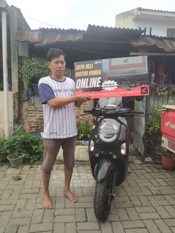 Pelanggan Honda Borobudur beli motor online, diantar ke rumah